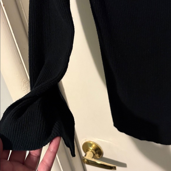 JustFab Black Ribbed Crewneck Sweater - Picture 2 of 6